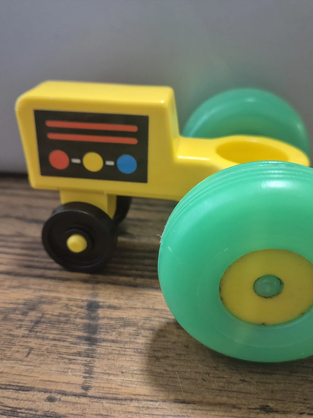 Vintage Fisher Price Little People 1990 Farm Tractor Yellow